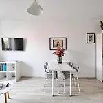 Apartman Urban Nest - Kotwicznikow 21 *
